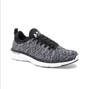 APL Techloom Phantom Sneaker in Black & White & Melange